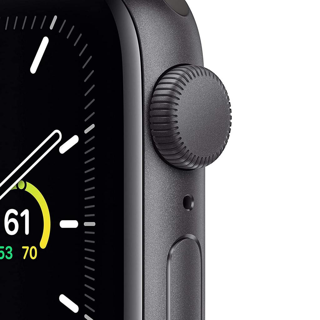 Apple's Watch: Hands-On with the 40-44mm SE GPS (2022)