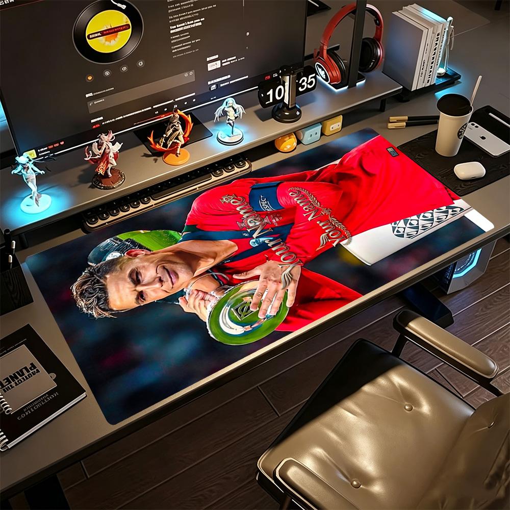 Cristiano Ronaldo (116) Customizable Name Mouse Pad Desk Mouse Pad Desktop Mouse Pad Non-Slip Rubber Bottom Perfect Gift for Gamers