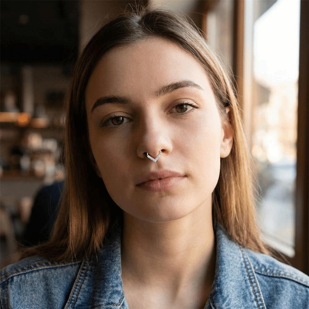 Chirurgischer Stahl Septum Nasen Clicker Tränenform Körperschmuck Strass Nasenring Damen