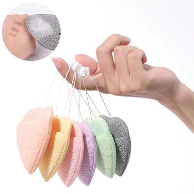 Gąbka w kształcie serca do dokładnego czyszczenia twarzy Puff usuń kurz miękka gąbka złuszczający skórę twarzy oczyszczający puszek do masażu narzędzie do pielęgnacji skóry