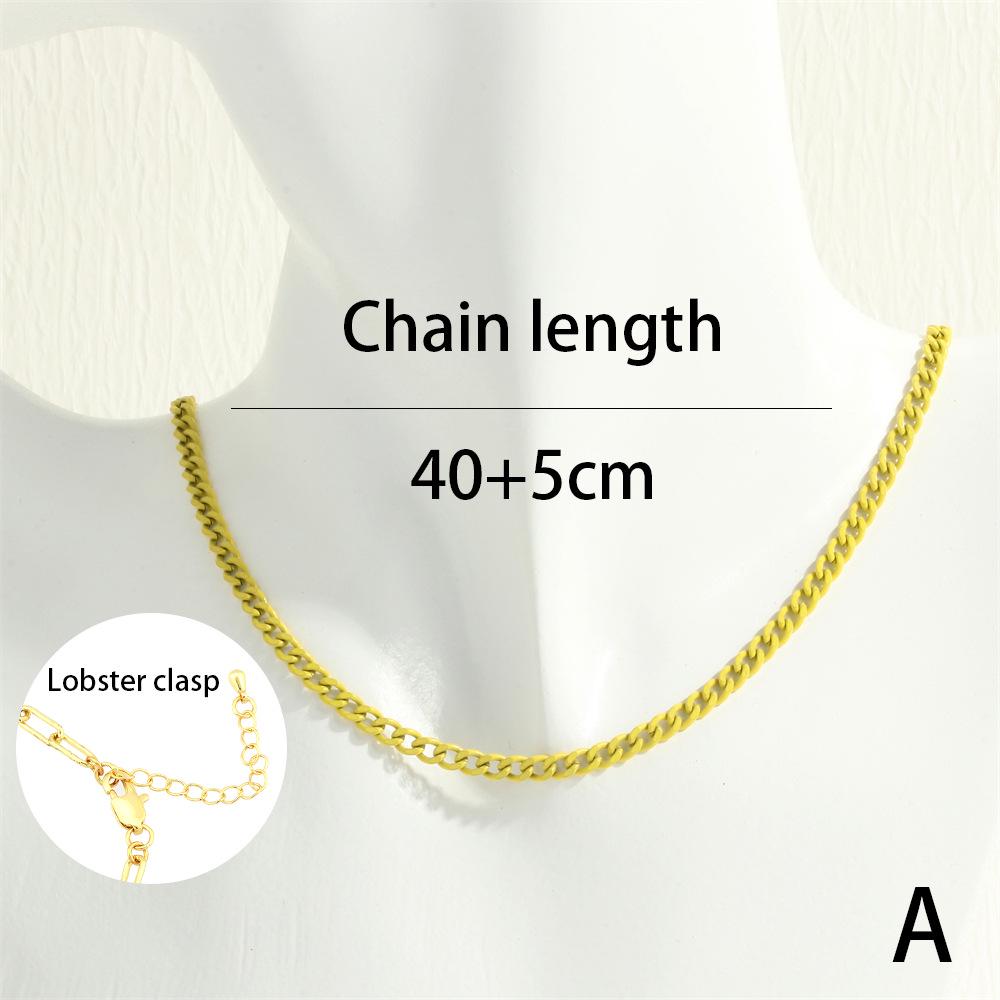 Moderner trendiger Damen-Choker mit farbiger mehrlagiger kubanischer Kette