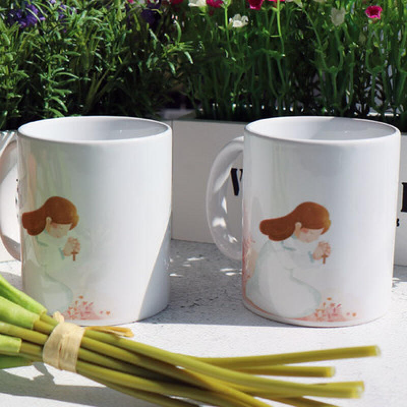 cs850-Design Mug 2p-Praying Girl