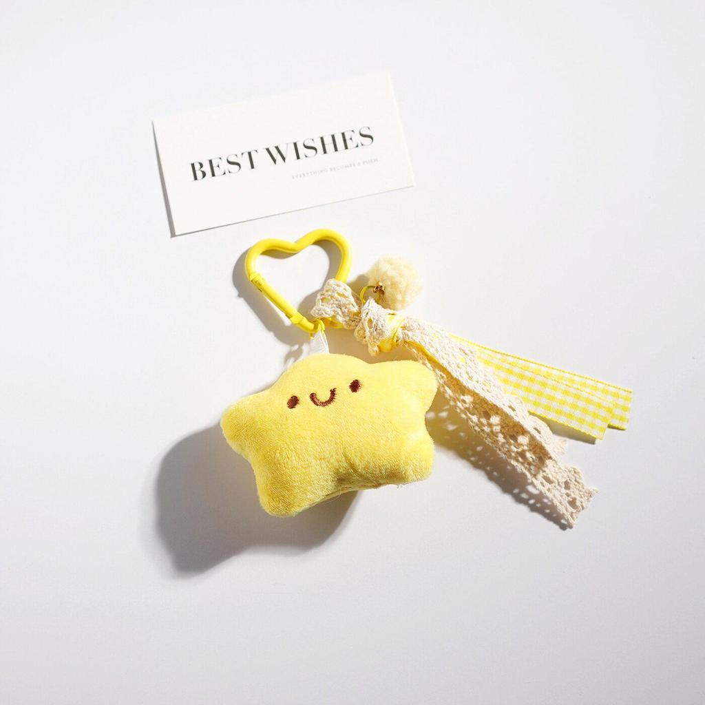 Yellow Cartoon Star Plush Keychain: Cute Gift for Couples & Friends