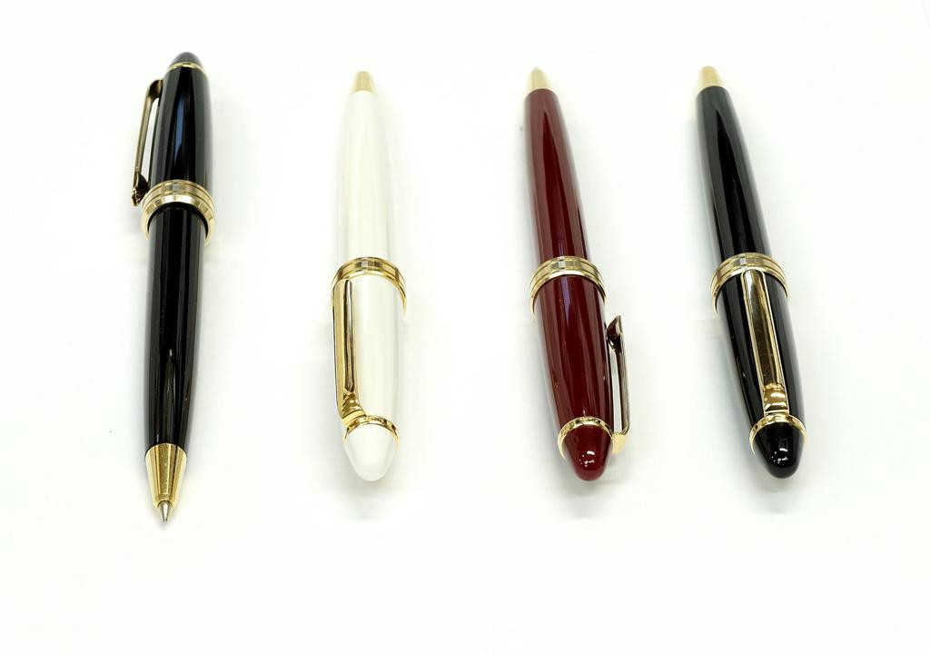 Made In Japan Sliding Cap Ballpoint Pen and Mechanical Pencil Set Premium Neo-600 Retro-Style (Red, Boxed) K7-600W-1-R