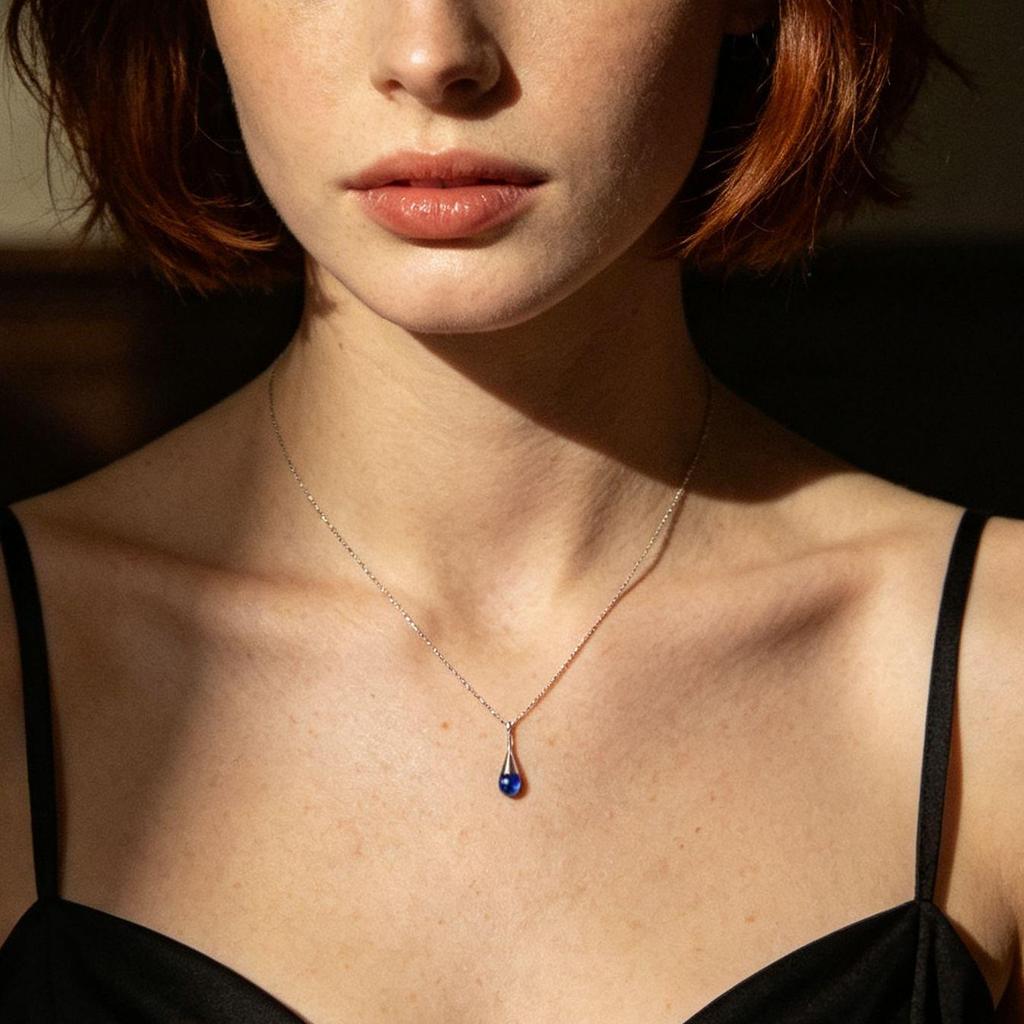 Cool Blue Water Drop Pendant Necklace for Women - Unique Niche Choker Clavicle Chain