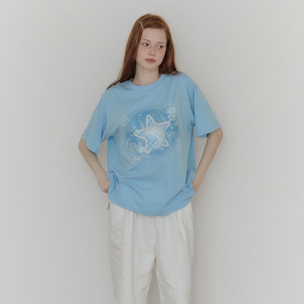 Myujeumudeu Star Dolphin Tee (T-Shirt)