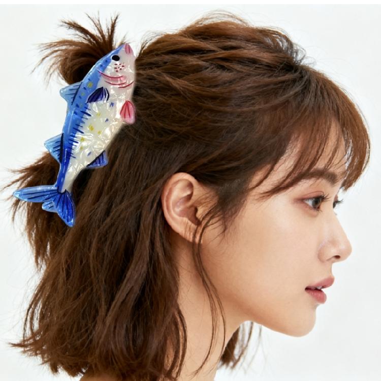 Sea Theme Hair Clip For Women Detailed Fish Design Hair Holder Acrylic Hair Claw For Travel And Hairstyle Decorationi