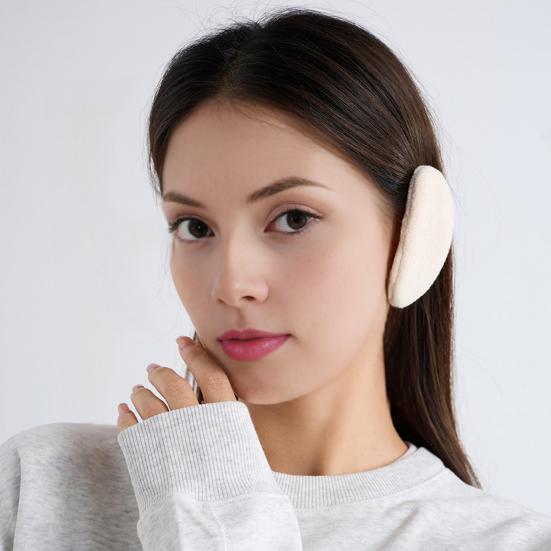 1 Pair Winter Earmuffs Warm Flannel Lightweight Design Earmuffs Fine Edge Earmuffs Portable Versatile Winter Accessory