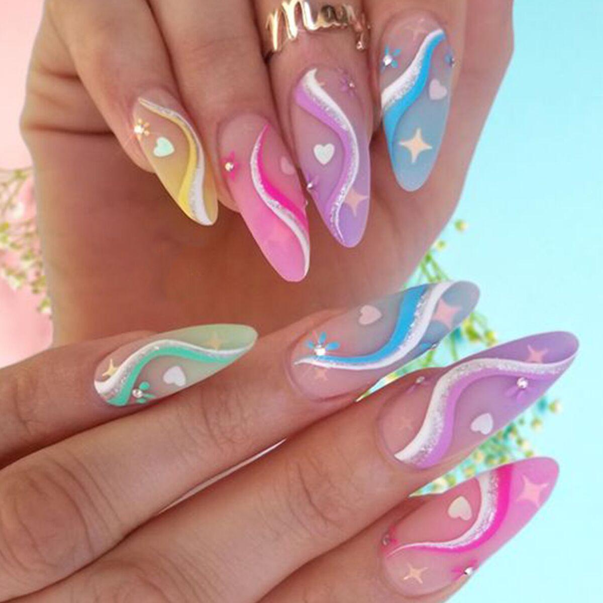 

Nail Enhancement Medium Length Water Drop Nail Patches for Wearing Colored Gradient Heart Nail Patches, Almond Nail Patches