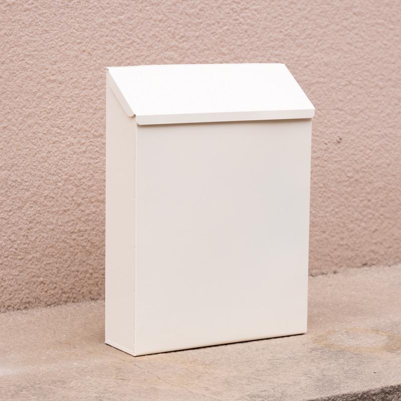 Wall-Mounted Retro Tin Mailbox with Lock