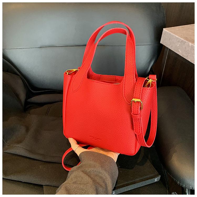 

Retro Small Bag Portable Versatile Bucket Crossbody Bag Women s Fashion 2025 New Premium Textured Commuter Shoulder Bag