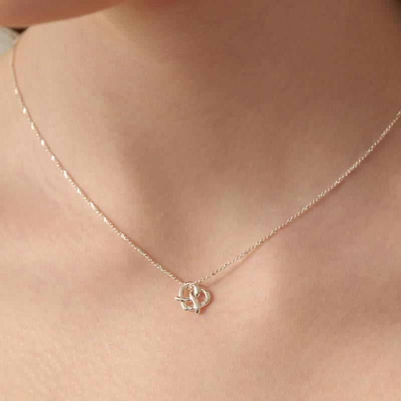 

TATIANA (925 Silver) Glow Pretzel Heart Necklace NZ2170 Gold Plated