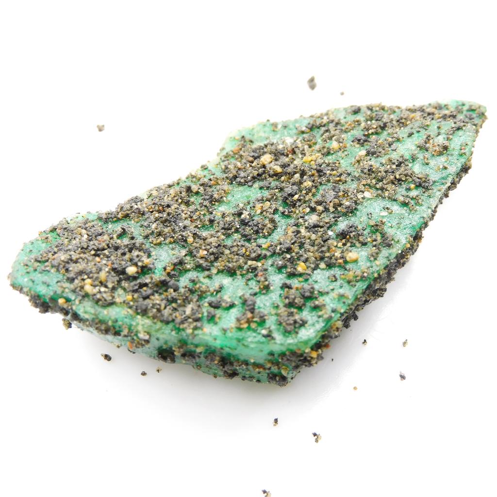 Natural Green Emerald Loose Gemstone Raw Rough 393.10 ct for Lapidary and Gem Collections