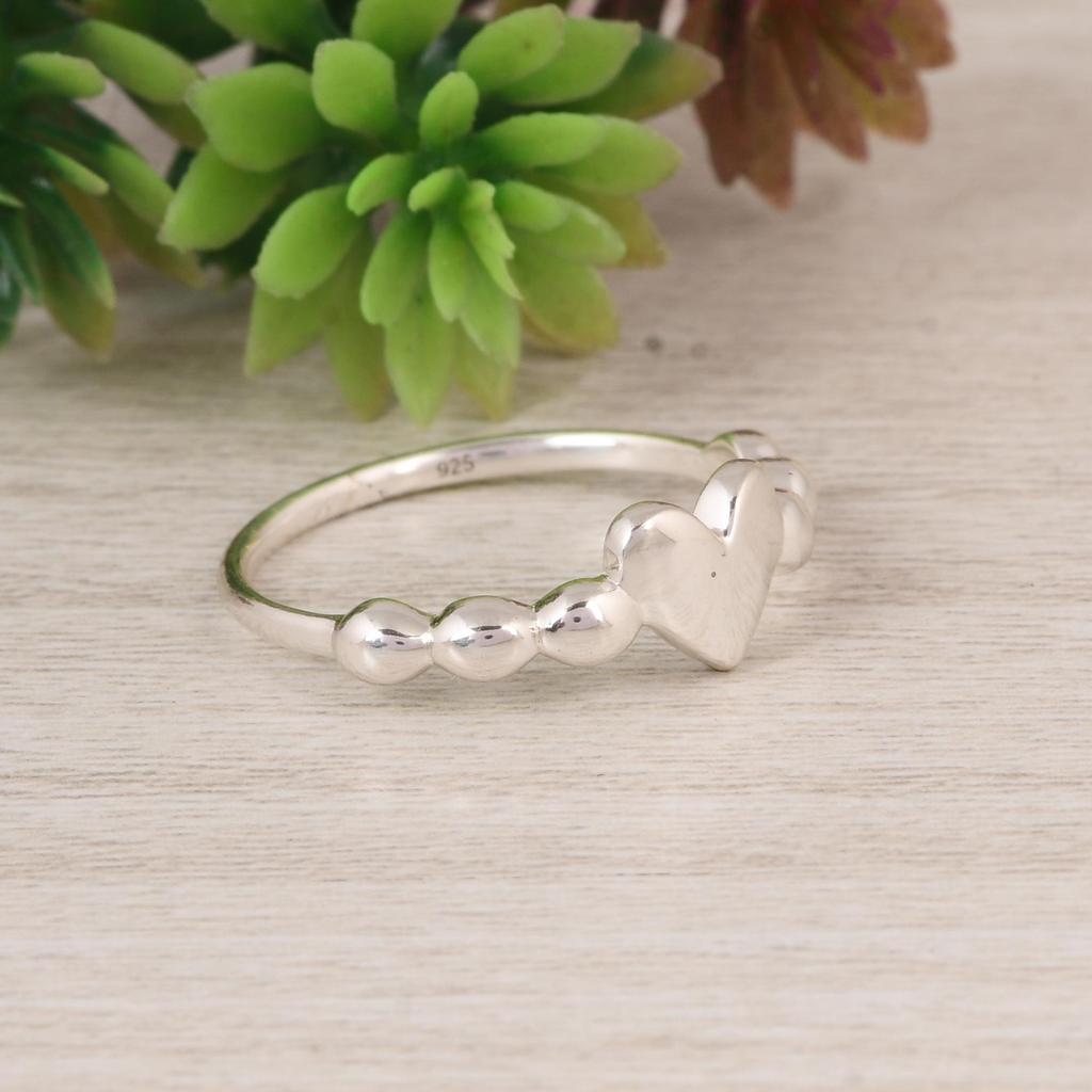 Dainty Sterling Silver Heart Band Ring, Minimalist Puffy Heart Silver Ring.