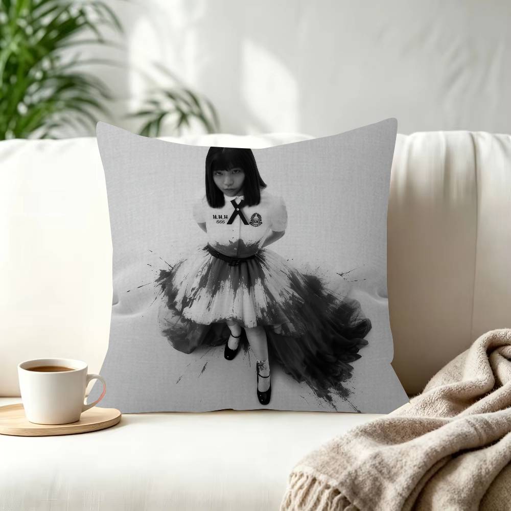 Thriller Girl from Nowhere Decorative Pillowcase Square Pillowcase Home Office Decorative Cushion Cover