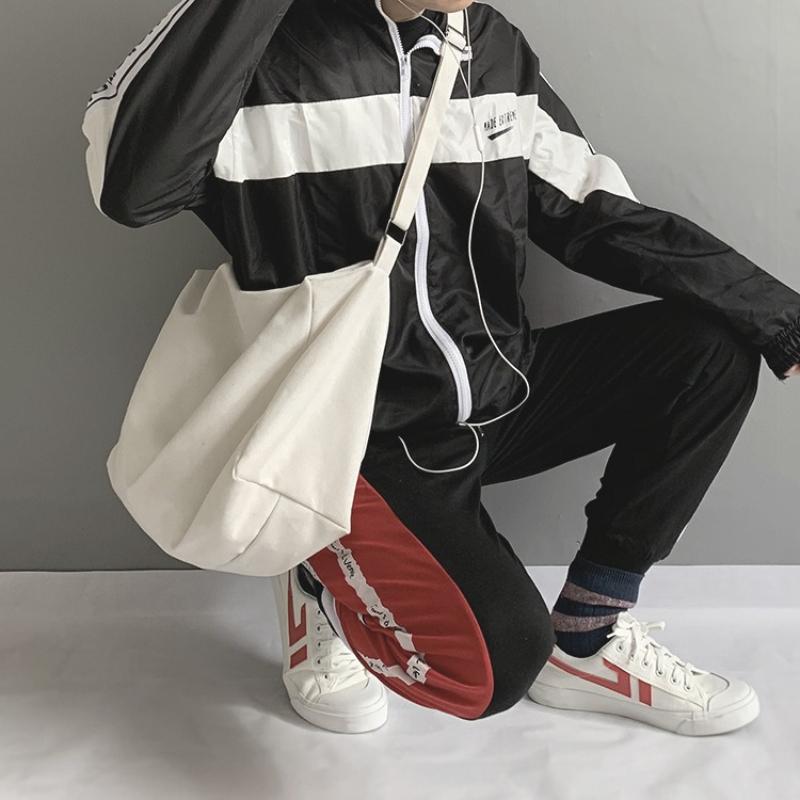 Black Lazy Style Canvas Bag for Male and Female Students Large Capacity Book Carrying Simple and Versatile Canvas Bags