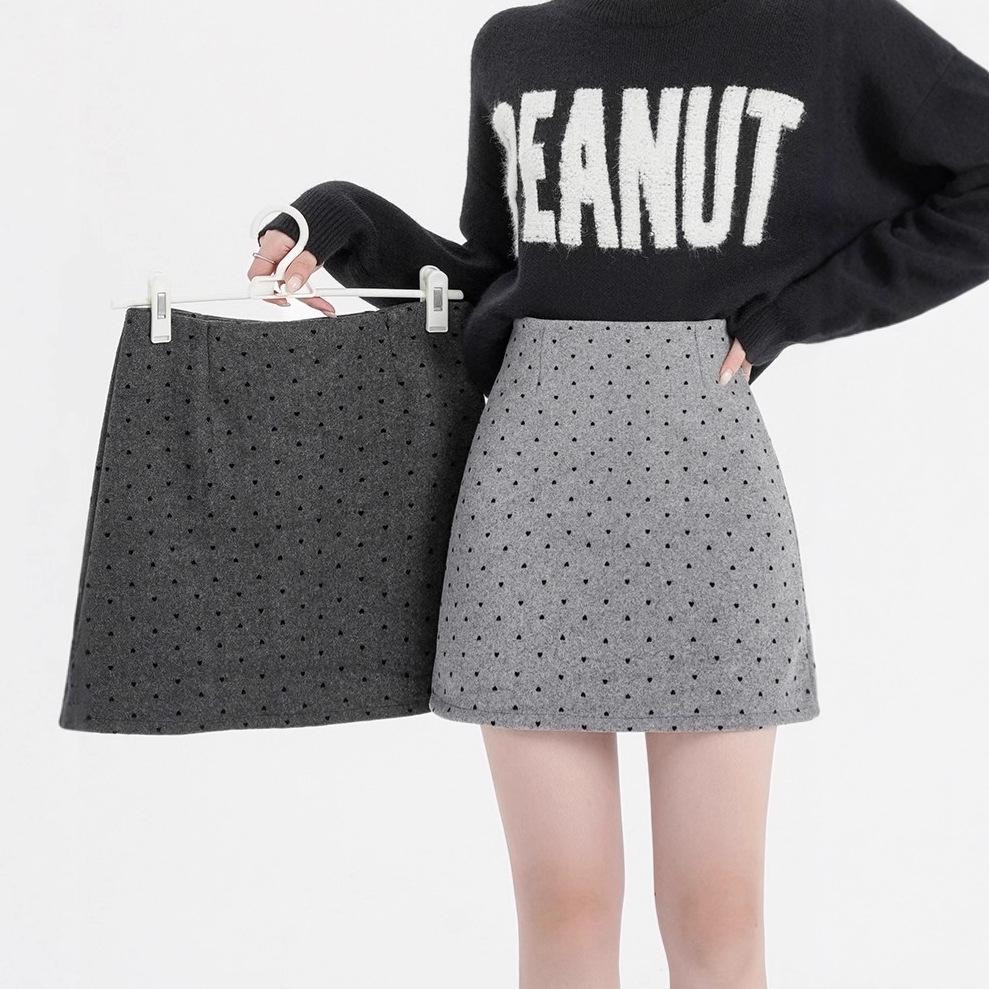 Korean Style Women's Gray Polka Dot Wool A-Line Skirt - Retro Hip-Hugging Short Skirt for Autumn/Winter