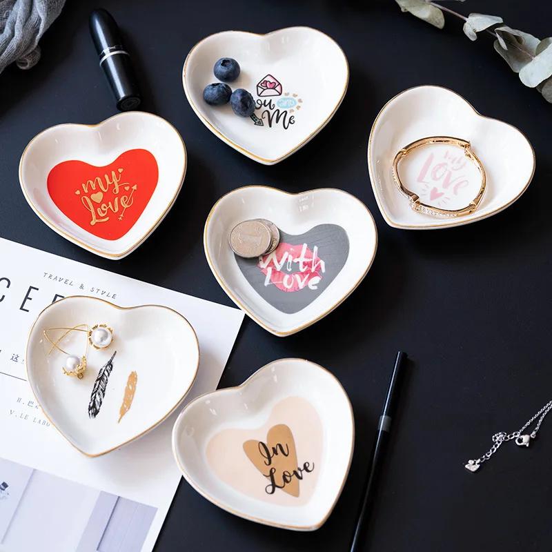 1PC Ceramic Seasoning Dish Cute Cat Soy Sauce Vinegar Dish Dipping Saucer Mustard Plate Japanese Tableware Home Kitchen Supplies