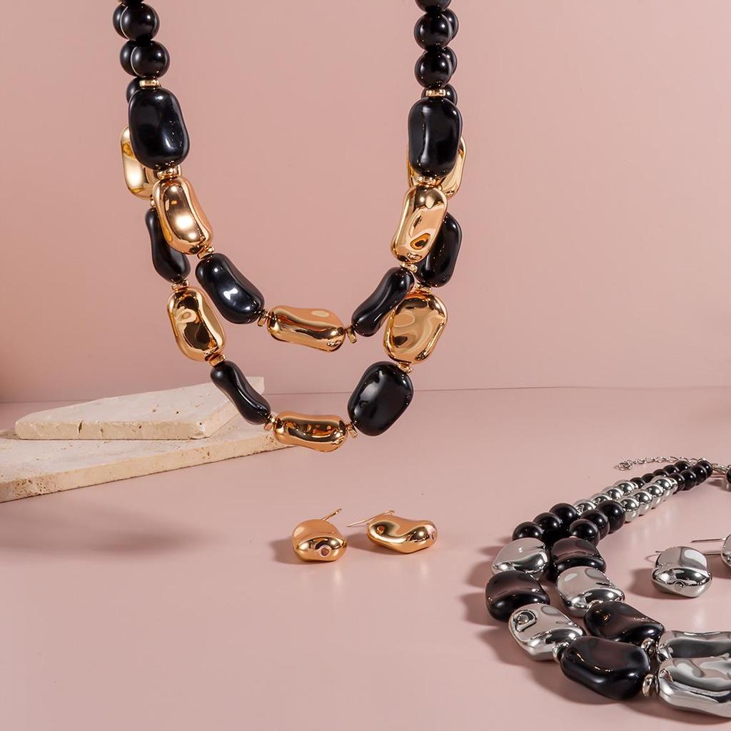 Retro Double Layer Punk Patchwork Beaded Necklace & Geometric Clavicle Chain Earrings Set