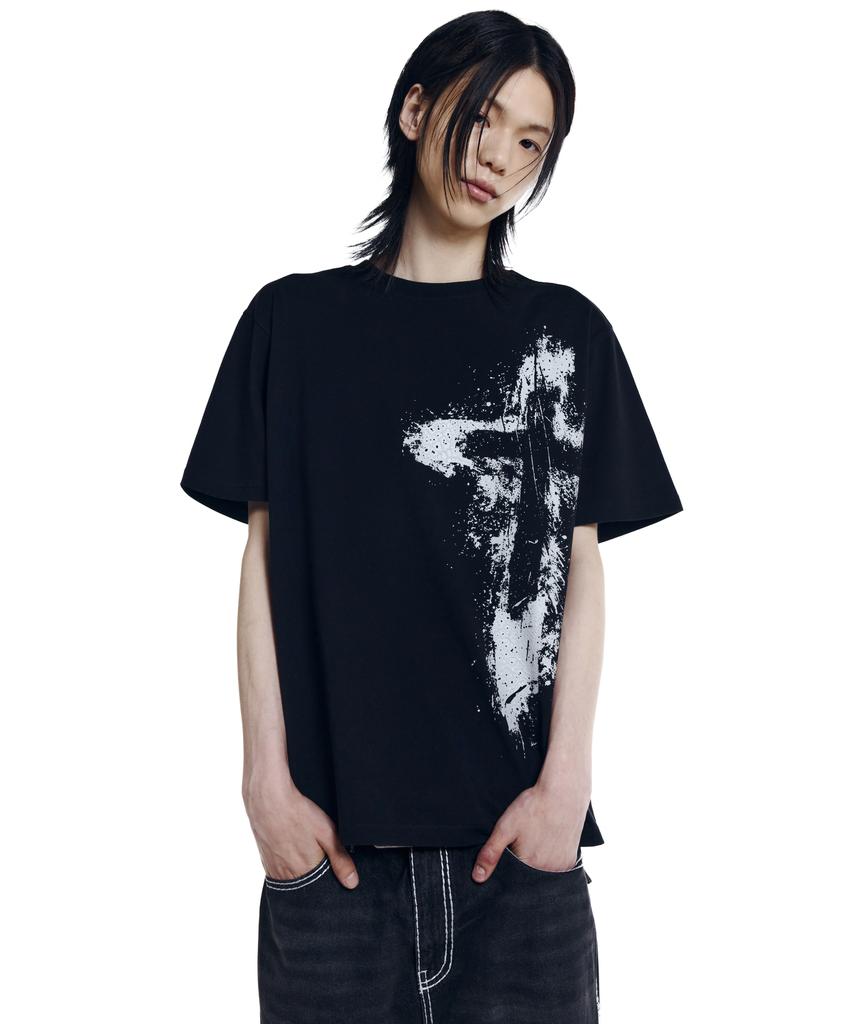 AAKAM Splatter Painted Cros2 Half Top (Black)