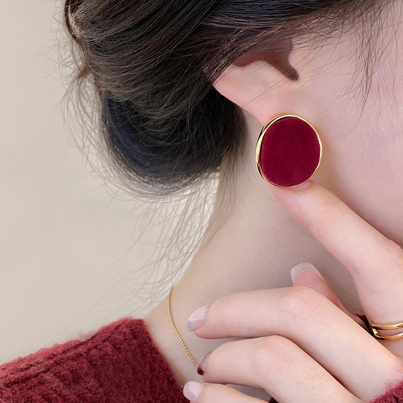 Silver needle flocking triangular stud earrings autumn and winter retro simple commuting versatile earrings light luxury earrings