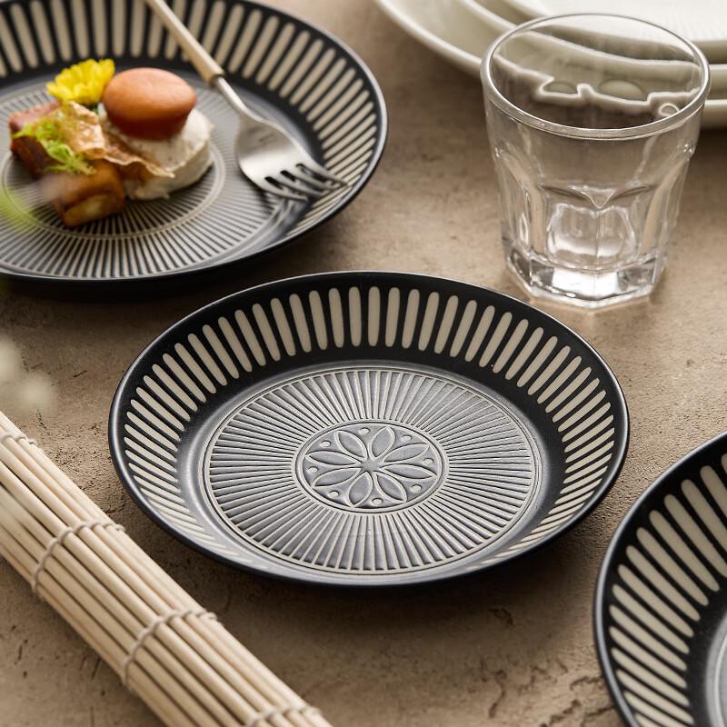 

Embossed Ceramic Roman Column Shallow Plate