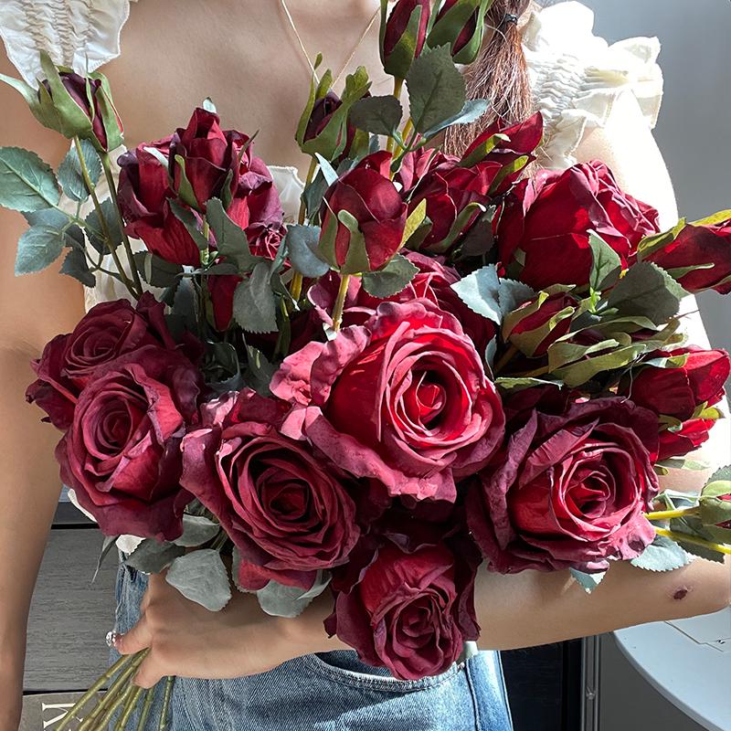 Liu Yifei Inspired Dried Flower Oil Painting - Artificial Rose Bouquet for Living Room or Dining Table Decor