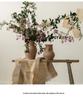 Handgefertigte rote Terrakotta-Vase im Wabi-Sabi-Stil mit doppelten Henkeln - Retro-Grobkeramik für Trockenblumen