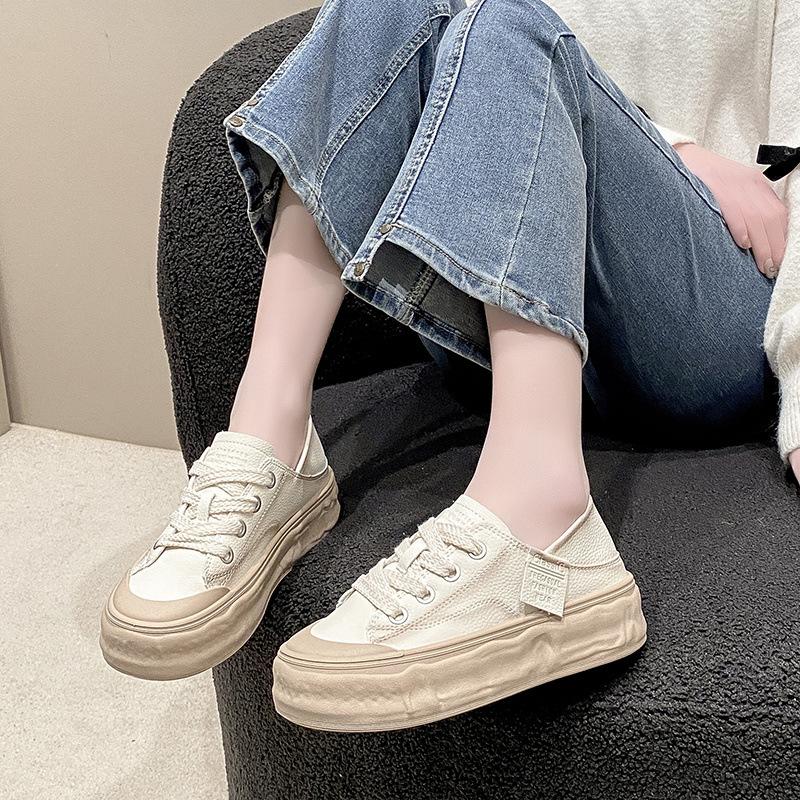 

Маленькие белые туфли женские туфли 2024 новые весенние туфли для досок универсальные повседневные осенне-зимние туфли для папы спортивные одинарные туфли женские 40