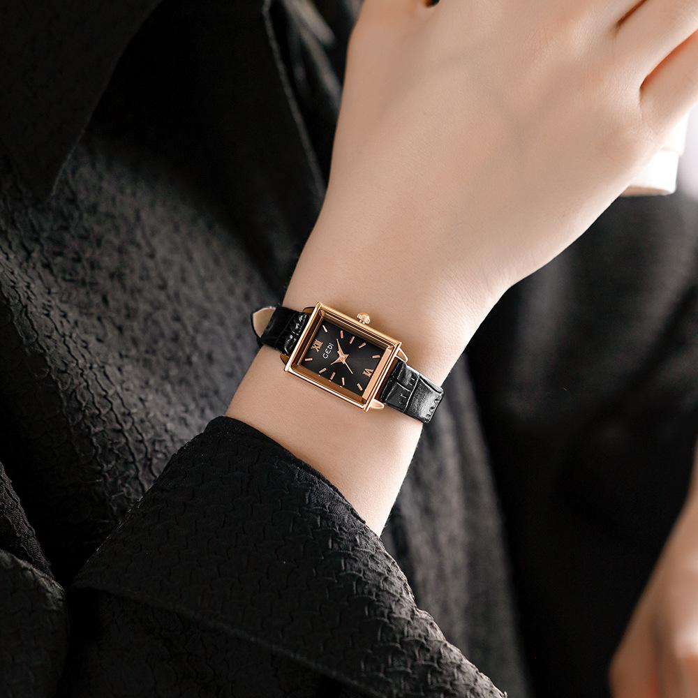 Uhren für Frauen Neue Nische Studenten Einfache Kleine Quadratische Uhr Modetrend Damen Gürteluhr