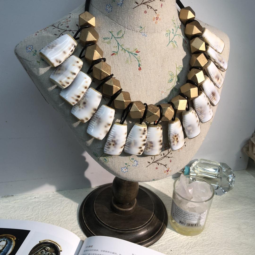 Monise Ebony Shell Exquisite Fashion Light Luxury Exquisite Heavy Industry Premium Versatile Necklace Necklace