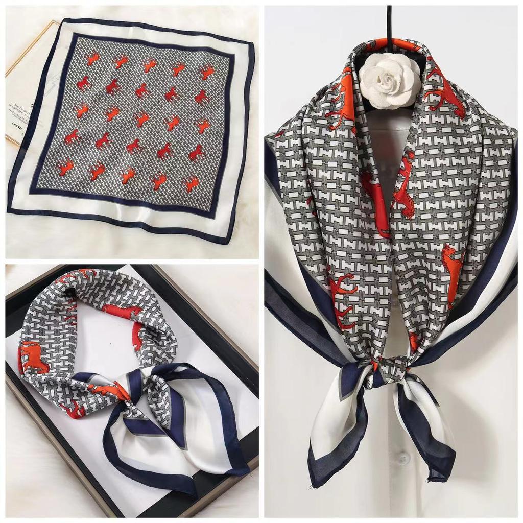 Eleganti Foulard di Seta da Donna Con Centinaia di Camicie, Assistenti di Volo, Decorazione Professionale, Protezione del Collo, Foulard, 70 Foulard Quadrati Piccoli.