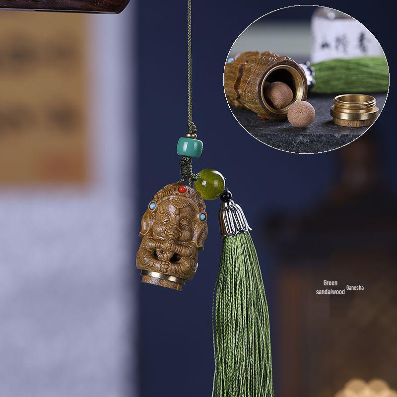 Karin Hollow Carved Wood Gourd Vase Diffuser Keychain Pendant Ornament