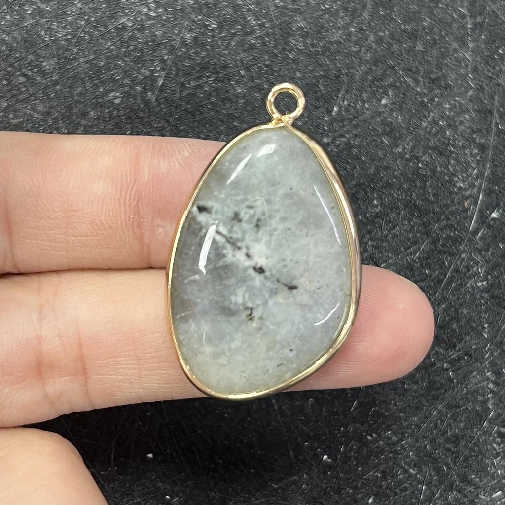 1 Stück, Energie-Naturstein-Anhänger, Böhmischer Stil Handgefertigt Unregelmäßiger Kristallachat Amethyst Jade Edelstein Anhänger für Schmuckherstellung DIY 20×35mm