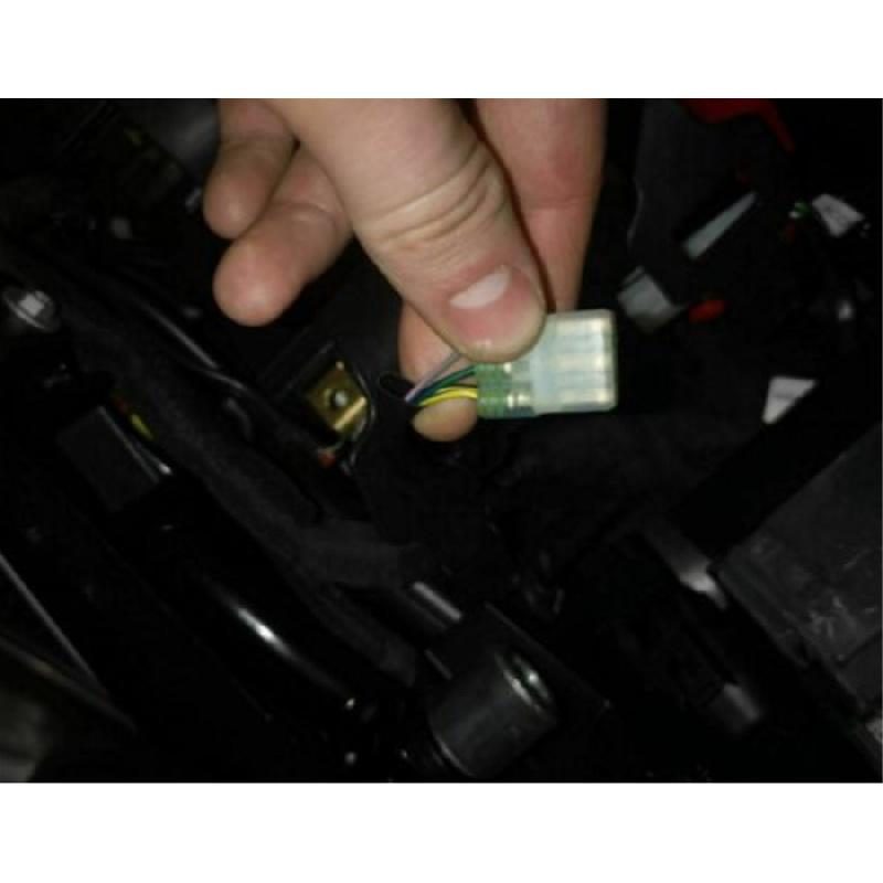 

Our 6 Pin to 16 Pin OBD2 Female Adapter Cable allows you to connect your Duke/RC Motorbike [with CAN BUS ECU] to a compatible OBD2 diagnostic interfac