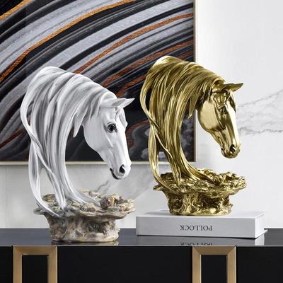 Retro American Country Horse Head Ornament for Home Decor - Living Room, TV Stand, Bar, or Entrance Display