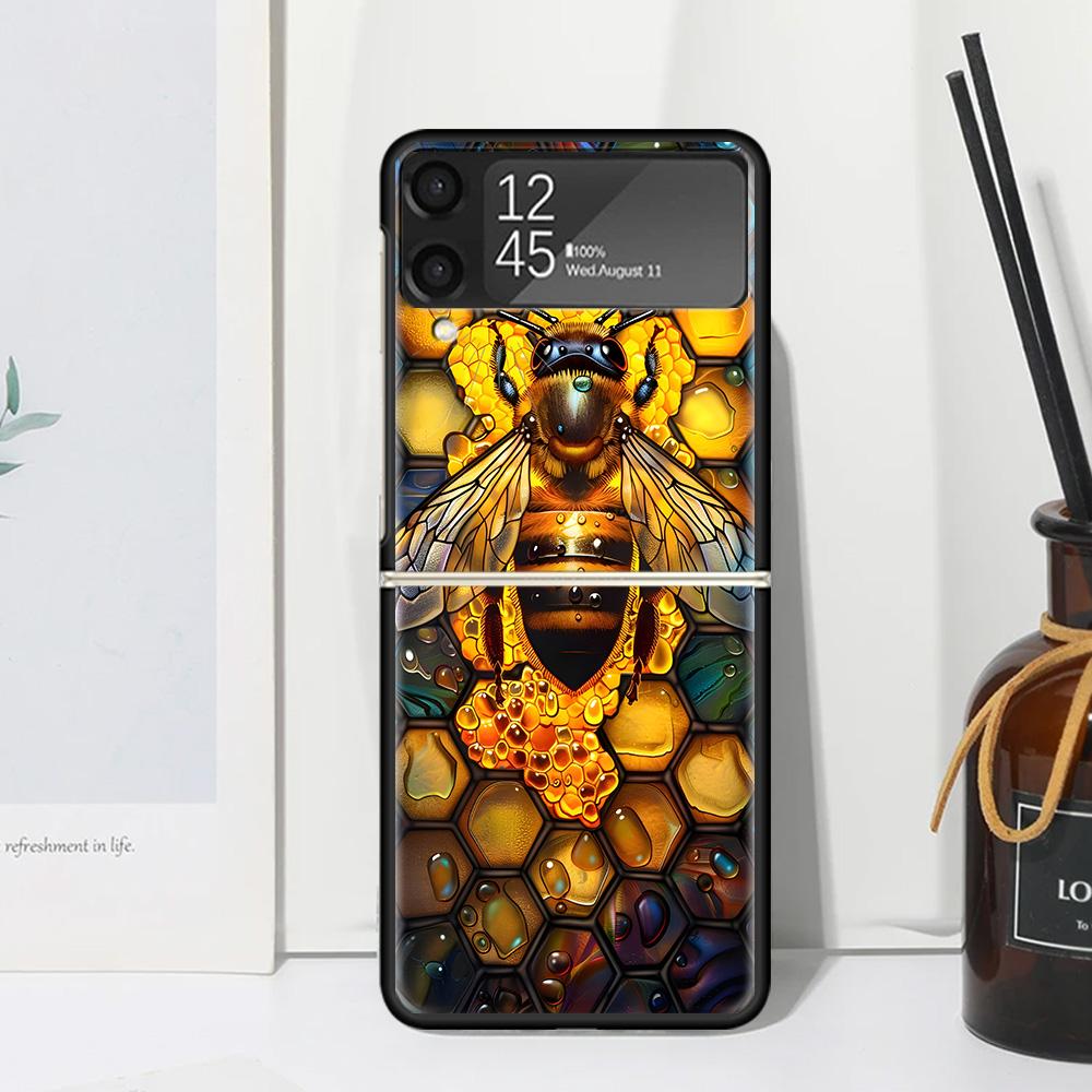 Bee Keeping Honey Animal Phone Case Cover for Samsung Galaxy Z Flip 7 6 5 4 3 5G Flip3 Flip4 Flip5 ZFlip6 ZFlip7 Black Fundas Cl
