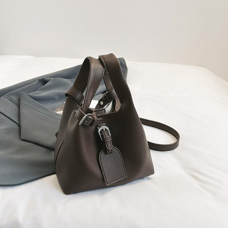 Retro Texture Small Bag 2024 New Spring Mother And Daughter Fashion Bucket Bag Coffe