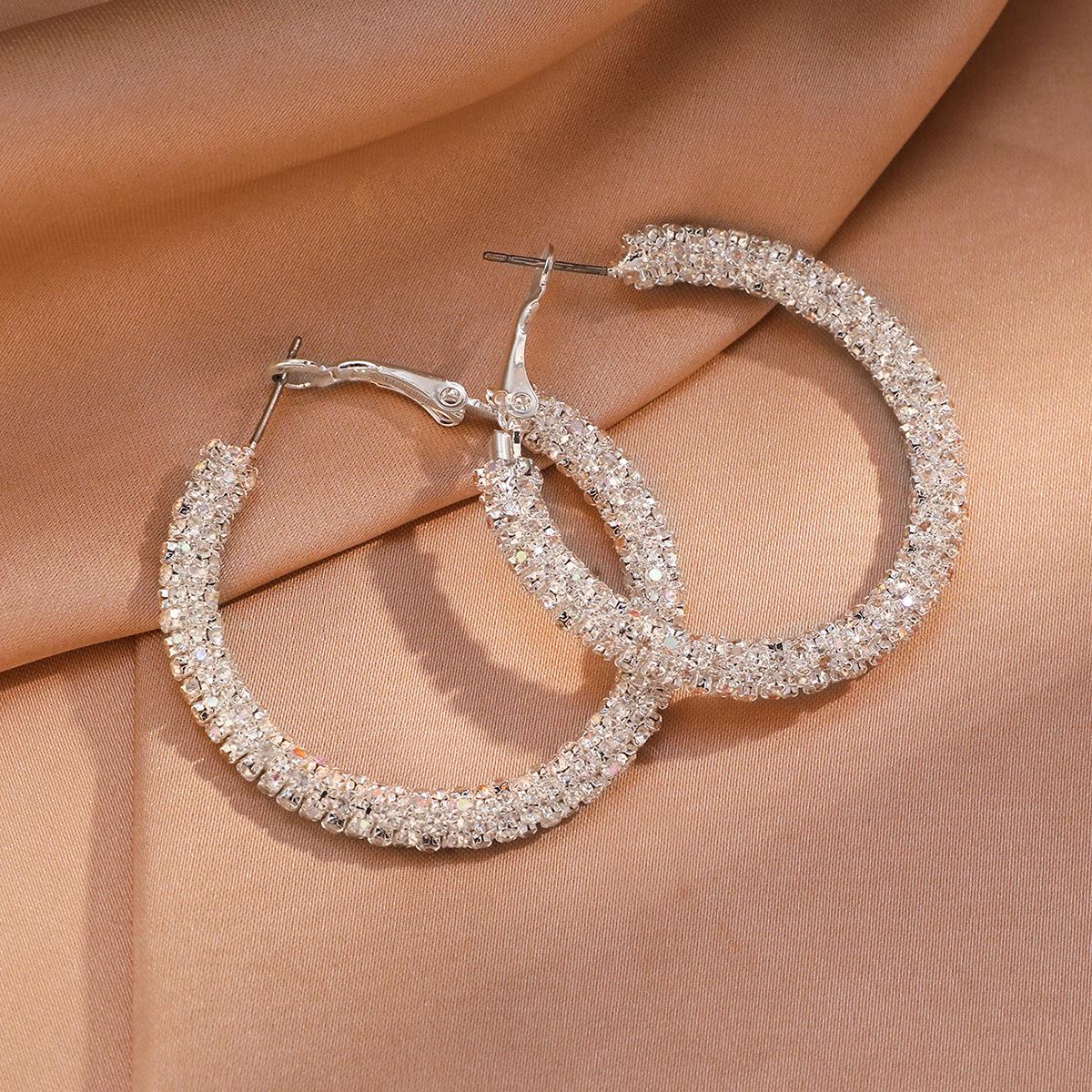 

4cm AB Color Rhinestone Earrings: Sparkly C-Shaped Dangles - Versatile, Light Luxury Women s Fashion Accessory