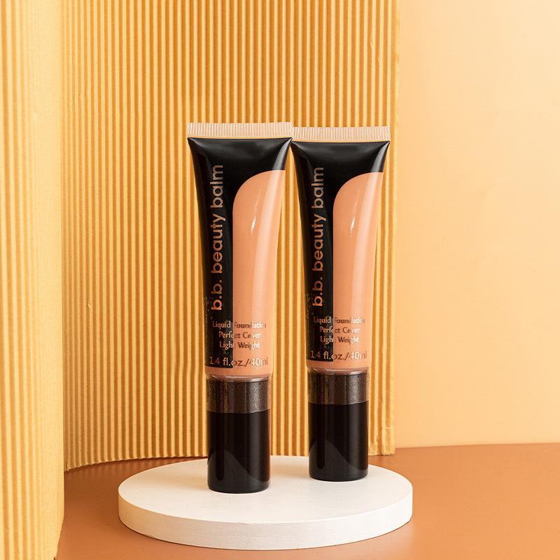 Korektor na akné BB krém hydratační voděodolný proti potu proti make-upu lehký přírodní dlouhotrvající podklad