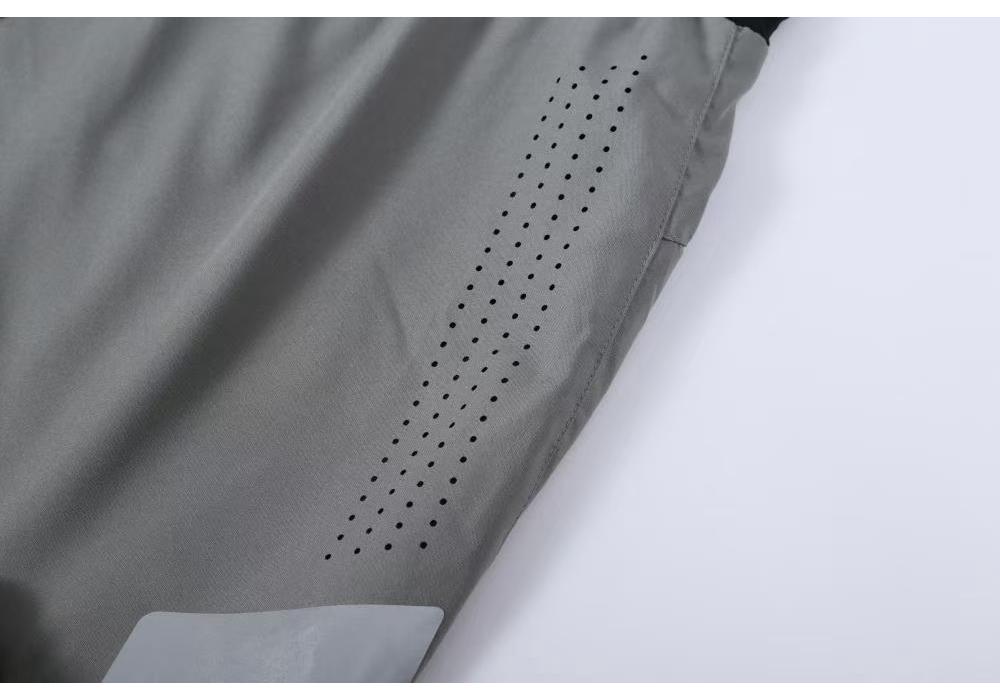Men's Double-Layer Quick-Dry Running Shorts with Phone Pocket