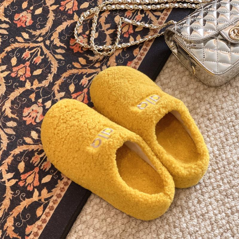 Xiaoxiangfeng bag head half slippers women's outer wear 2025 autumn and winter new thick-bottomed comfortable lazy fluffy cotton slippers tide