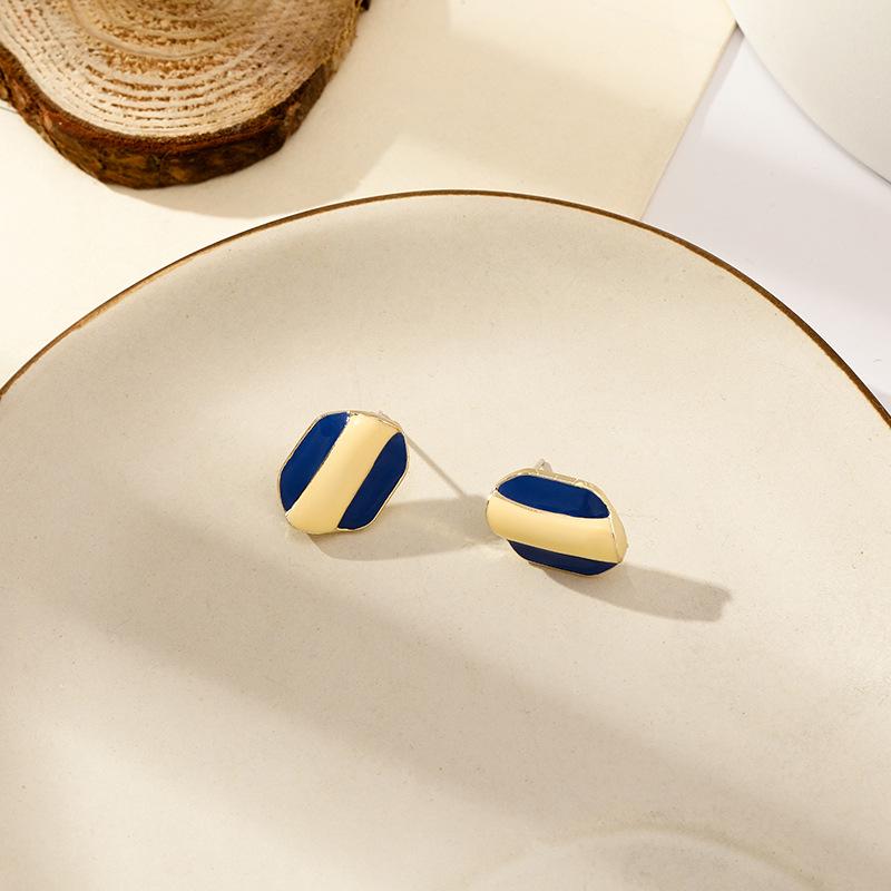 

925 Silver Needle Color Block Alloy Stud Earrings - Simple and Versatile Ear Clips