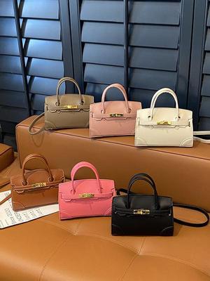 2025 Autumn/Winter High-End Fashion Handbag: Simple Versatile Lock Closure Crossbody Bag for Women