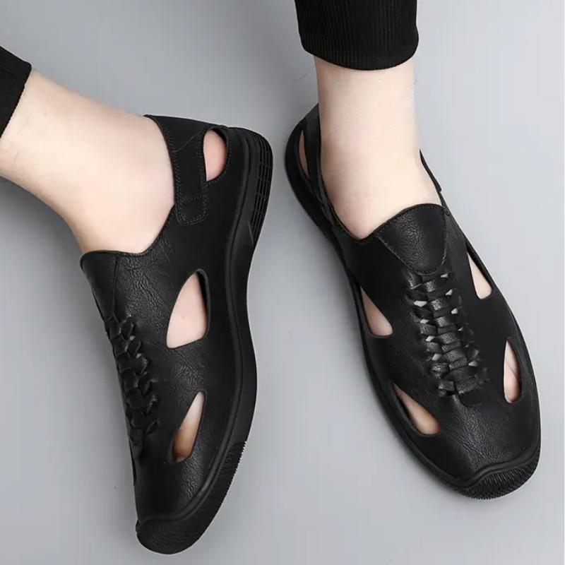 Men Fashion Breathable Sandals Summer New Hollow Lightweight Comfortable Breathable Sneakers Non-slip Casual Daily Beach Shoes