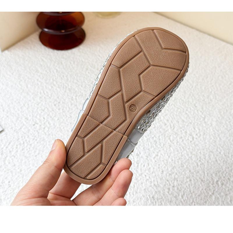 Girls' Summer Sandals, Braided Stylish Soft-Soled Closed-Toe Sandals for Middle-Aged Children, Fashionable Versatile Trendy Shoes for Girls.