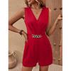 Damen V-Ausschnitt Ärmellos Romper Slim Fit Hohe Taille Einfarbig Ketten-Dekor Tasche Kurzer Jumpsuit