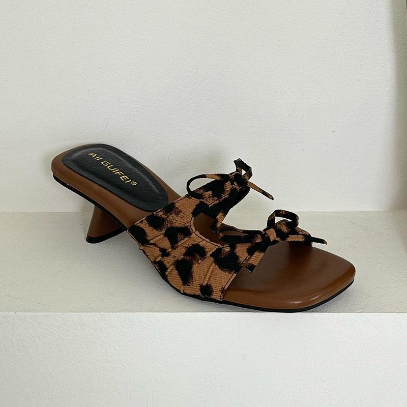 Fashion Fashion Square Toe Ladies 4cm Heels Sandals Slides Female Butterfly-Knot Footwear Elegant Women Heeled Sandals Shoes Pumps
