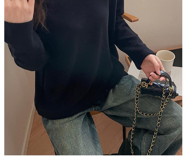 Women's V-Neck German Velvet Long-Sleeve Base Layer - Thick, Brushed, Cozy Inner Wear for Autumn/Winter.