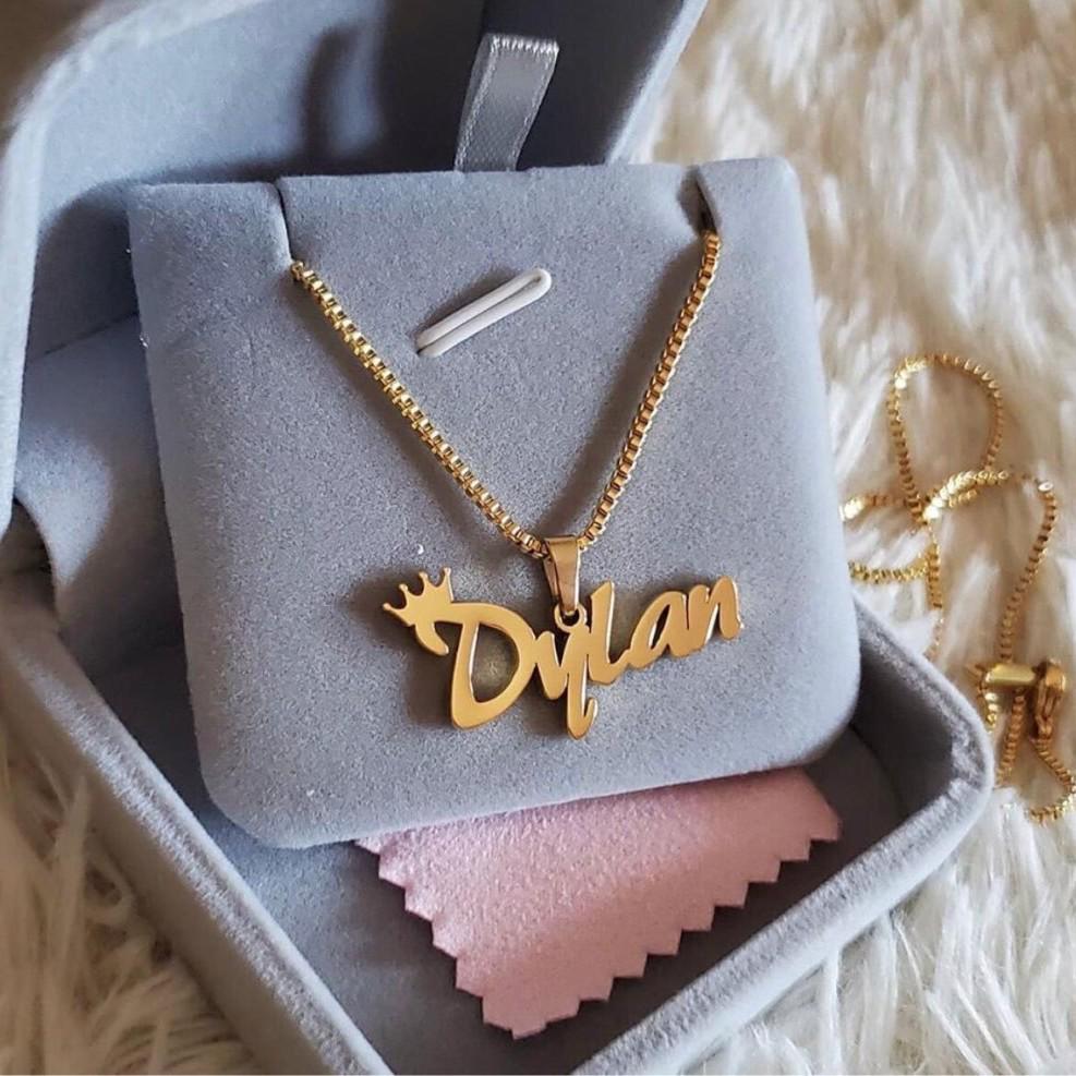 Personalized 18K Gold Plated Stainless Steel Name Necklace with Engraving and Box Chain